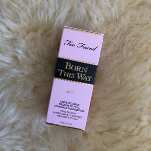 TOO FACED - Born This Way foundation (Warm beige)